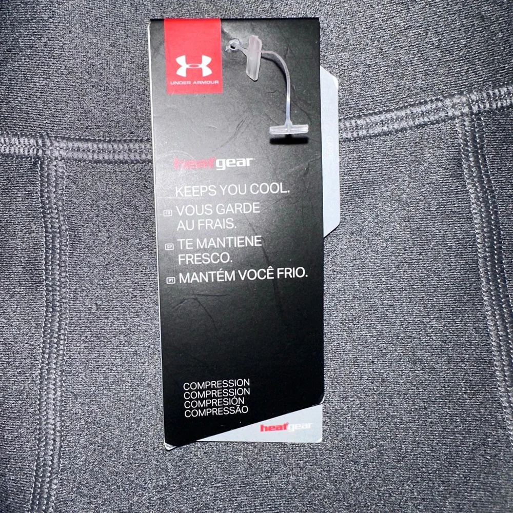 NWT Women’s Small Under Armour Cropped Compression Heatgear Athletic Leggings - Picture 2 of 8